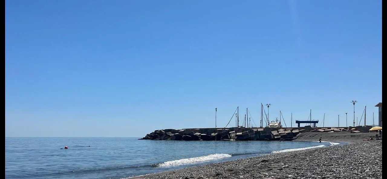 Apartamentos La Caleta Caleta de Vélez